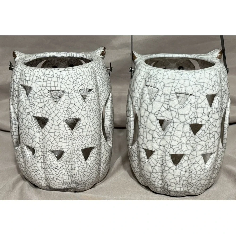Pair Of Large Ceramic Owl Tealight With Metal‎ Handle